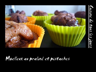 Moelleux-au-praline-et-pistaches
