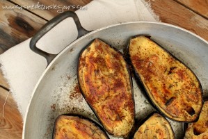 Aubergines rôties au sumac - www.cuisinedetouslesjours.com
