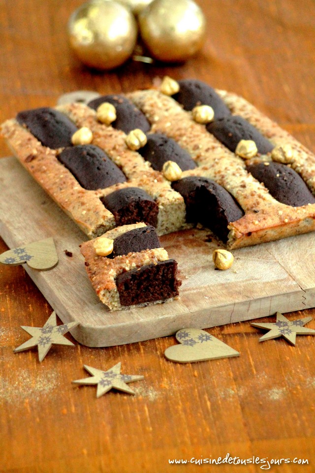 Gâteau aux noisettes et pockets au chocolat de Ker Cadélac - www.cuisinedetouslesjours.com