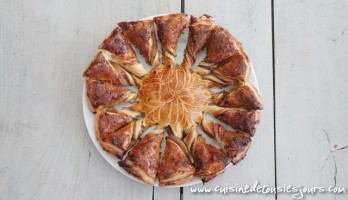 ©www.cuisinedetouslesjours.com - Tarte Soleil à la pomme et aux crêpes dentelles