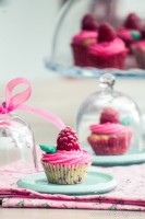 Mini cupcakes à la framboise - ©www.cuisinedetouslesjours.com