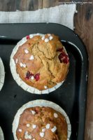 Muffins à la farine d'épeautre et aux cranberries - ©www.cuisinedetouslesjours.com