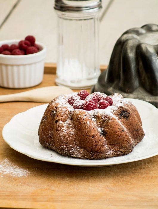 Gâteau aux amandes et framboises – ©www.cuisinedetouslesjours.com