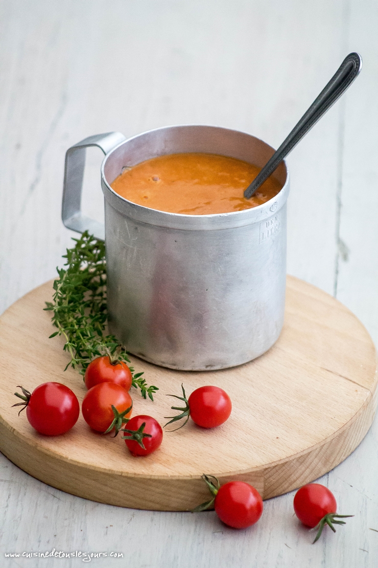 Velouté de tomates cerises rôties au thym – ©www.cuisinedetouslesjours.com