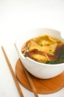 Soupe de Won Ton aux langoustines - ©www.cuisinedetouslesjours.com