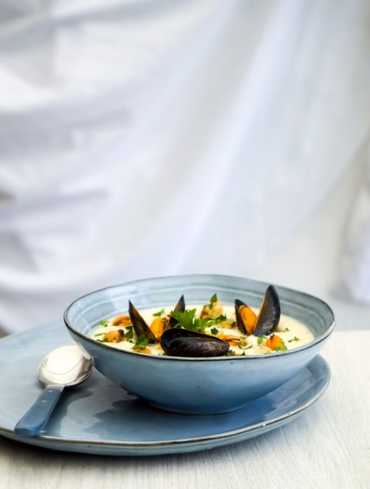 Velouté de céleri et moules à la marinière - ©www.cuisinedetouslesjours.com