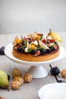 Tarte amandine à la tonka et fruits d'automne - ©www.cuisinedetouslesjours.com