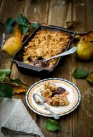 Crumble de poires et figues - ©www.cuisinedetouslesjours.com