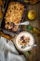 Crumble de poires et figues - ©www.cuisinedetouslesjours.com